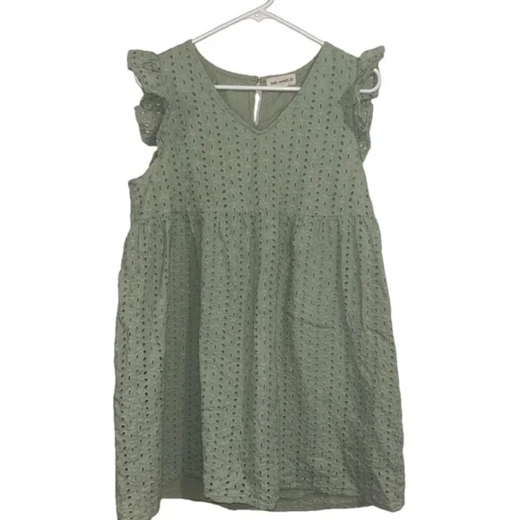 The Nines by HATCH Small Flutter Short Sleeve Eyelet Maternity Dress Mint Size L - Picture 2 of 4